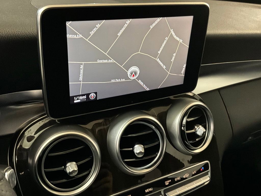 Used 2015 Mercedes-Benz C 300 Sedan image 3