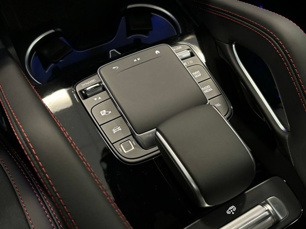 New 2025 Mercedes-Benz GLE 53 AMG 4MATIC image 18