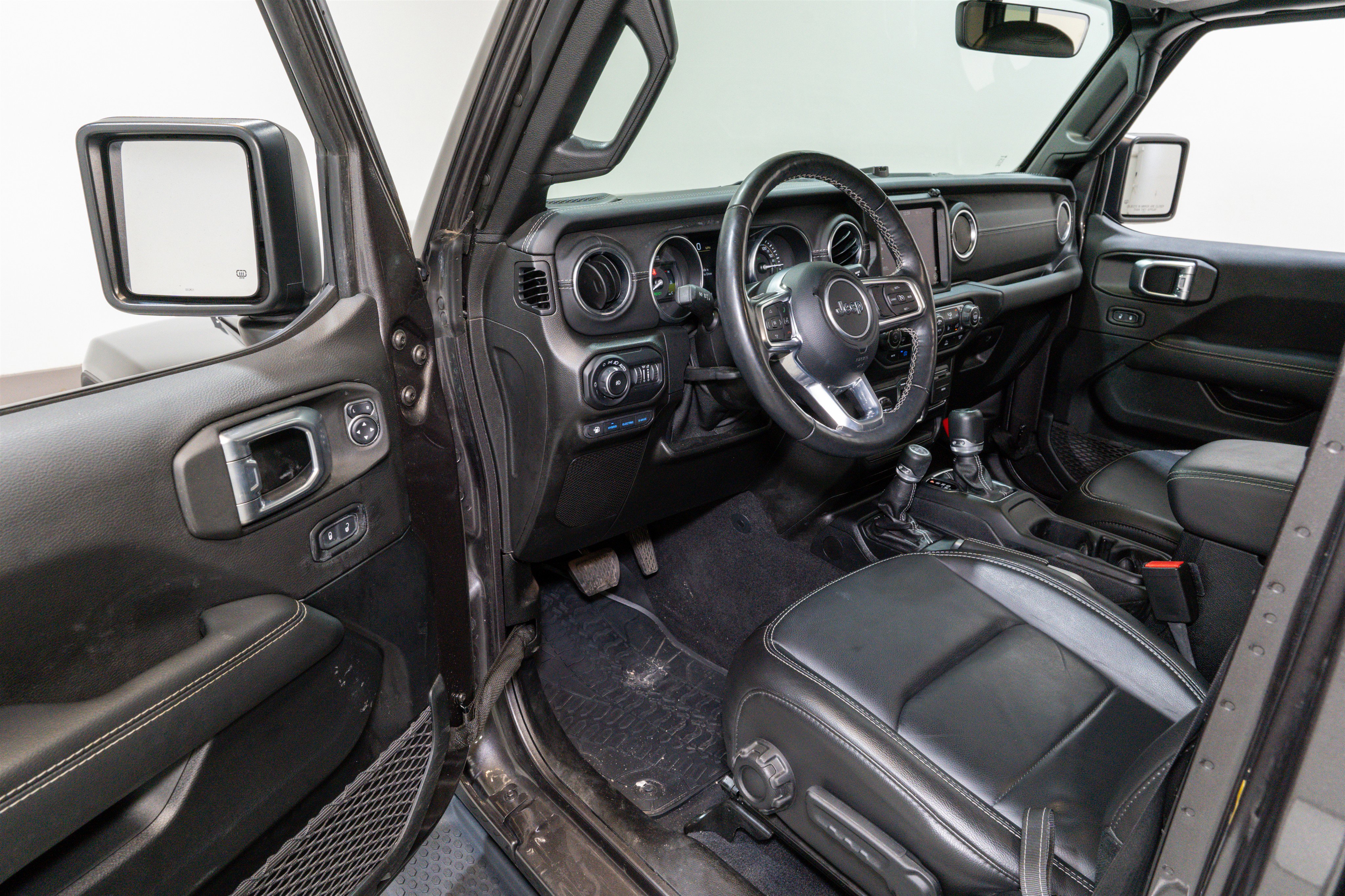 Used 2021 Jeep Wrangler Unlimited Sahara w/ Cold Weather Group image 12