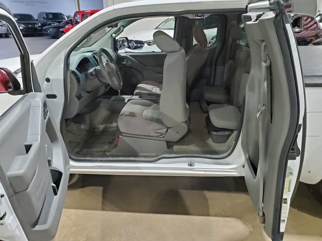Used 2017 Nissan Frontier S RWD image 21