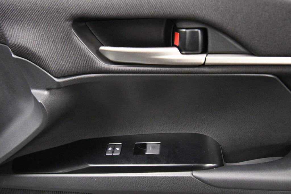 Certified 2025 Toyota Camry LE image 23