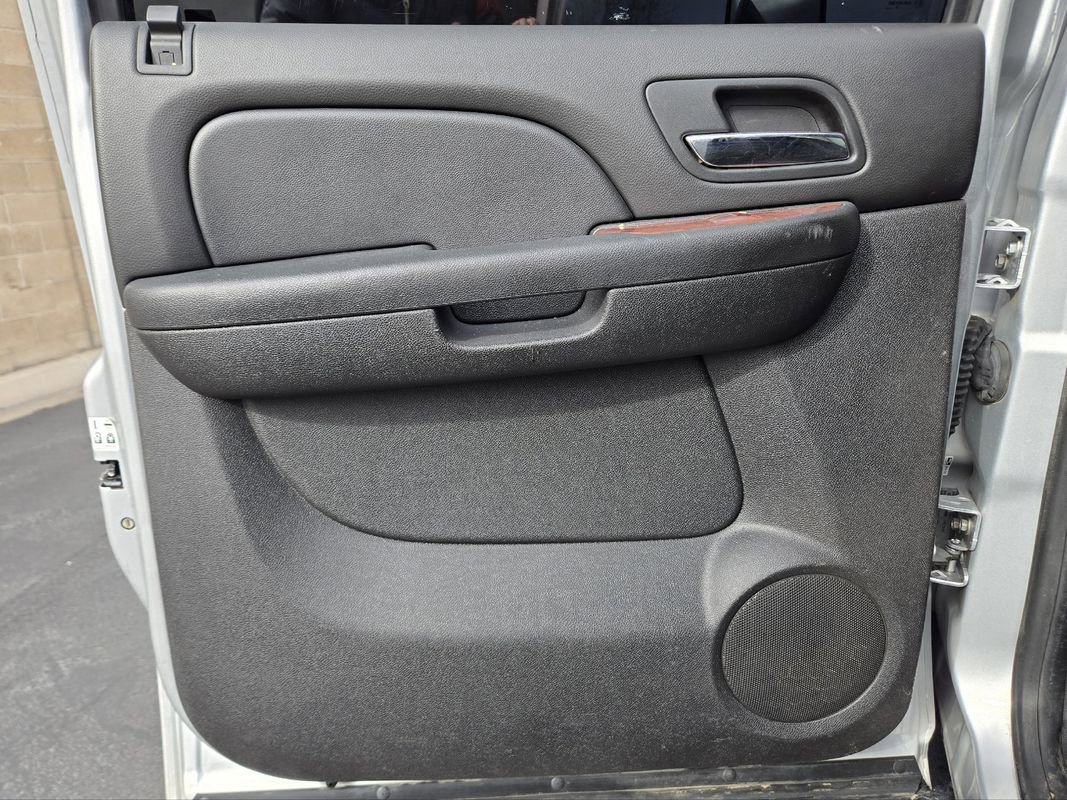 Used 2014 GMC Sierra 2500 SLT w/ Suspension Package, Off-Road image 29