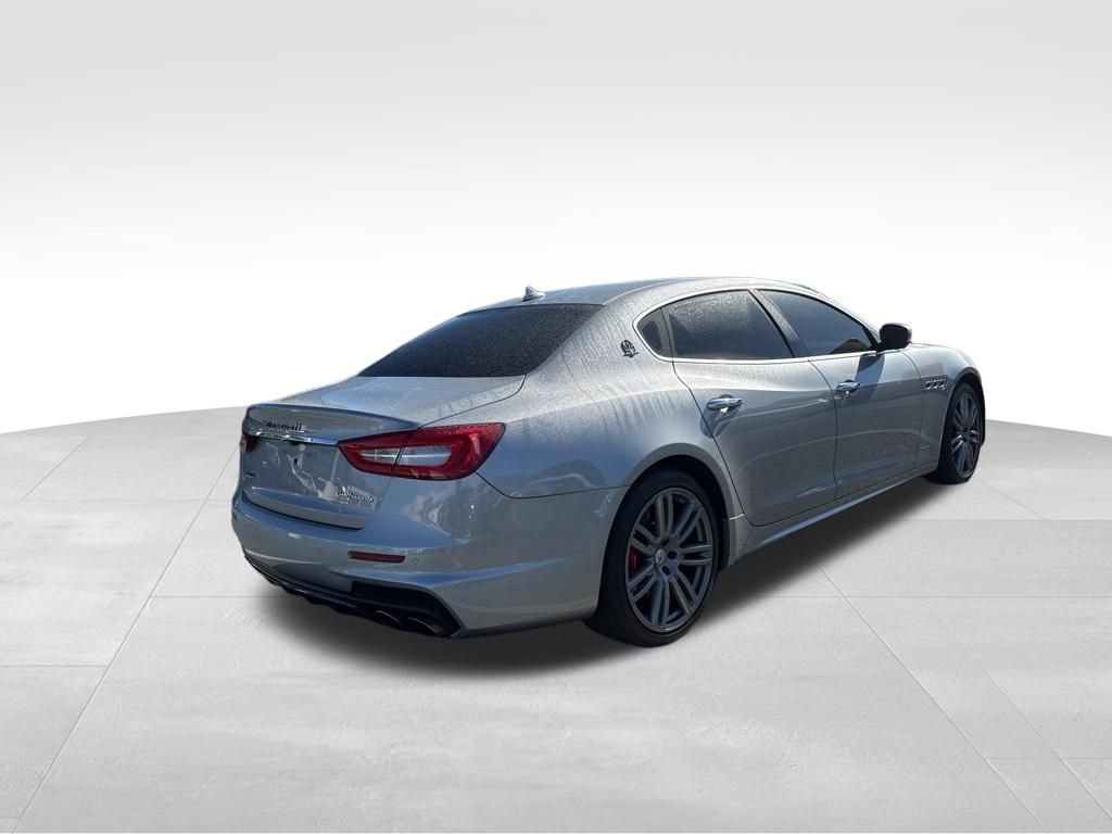 Used 2017 Maserati Quattroporte S GranSport Q4 AWD/4WD image 4