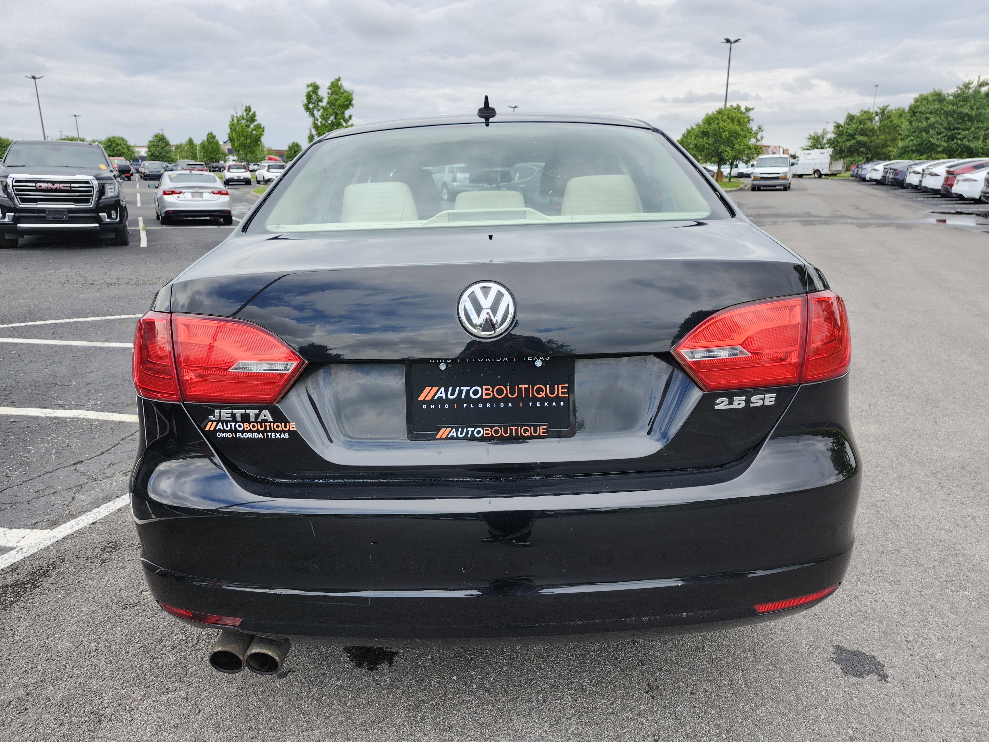 Used 2011 Volkswagen Jetta SE FWD image 13
