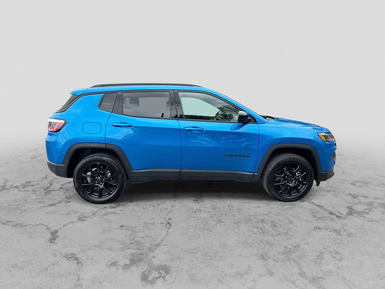 New 2026 Jeep Compass Latitude AWD/4WD image 9