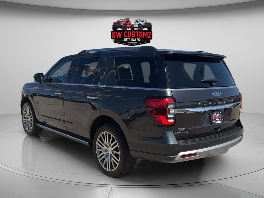 Used 2023 Ford Expedition Limited image 5