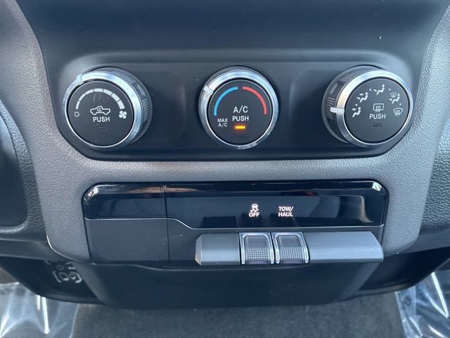 Used 2023 RAM 1500 Big Horn AWD/4WD image 23