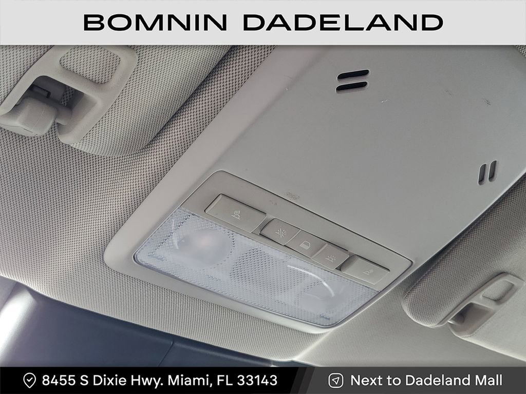 Used 2022 Buick Encore Preferred w/ Safety Package image 24