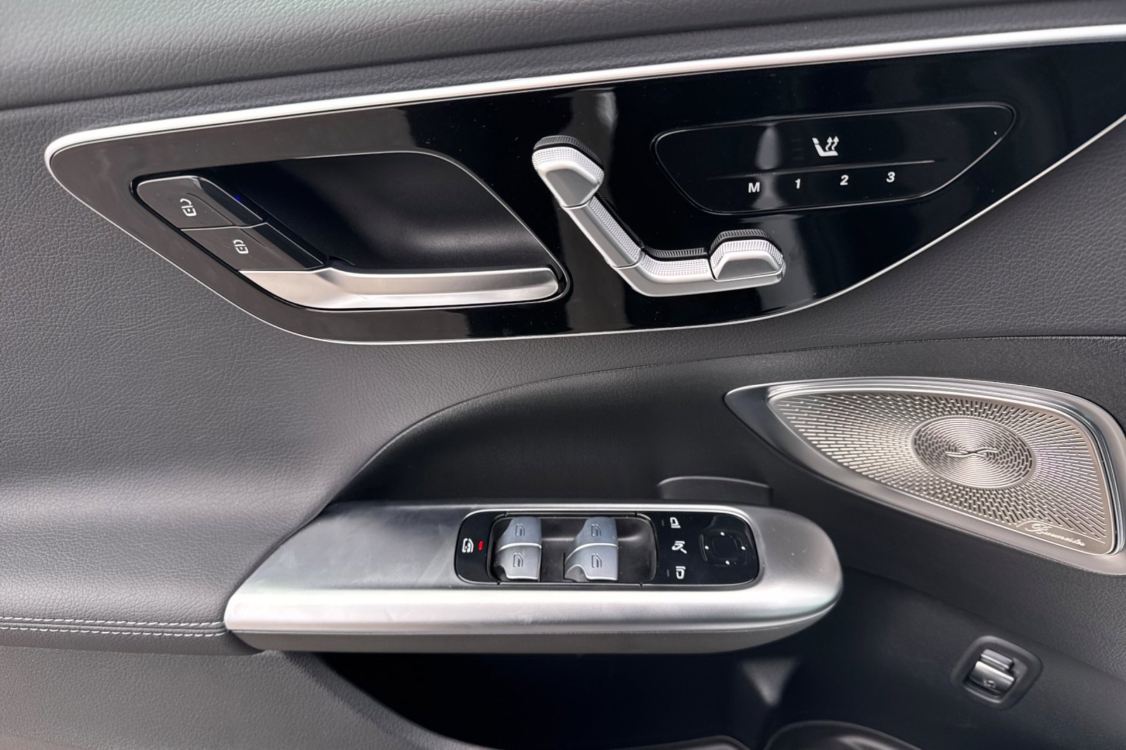 New 2026 Mercedes-Benz C 300 4MATIC Sedan image 11