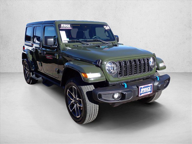 Used 2024 Jeep Wrangler Unlimited w/ Convenience Group AWD/4WD image 6