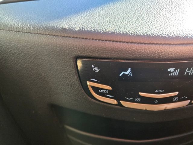 Used 2020 Cadillac Escalade ESV Platinum image 38