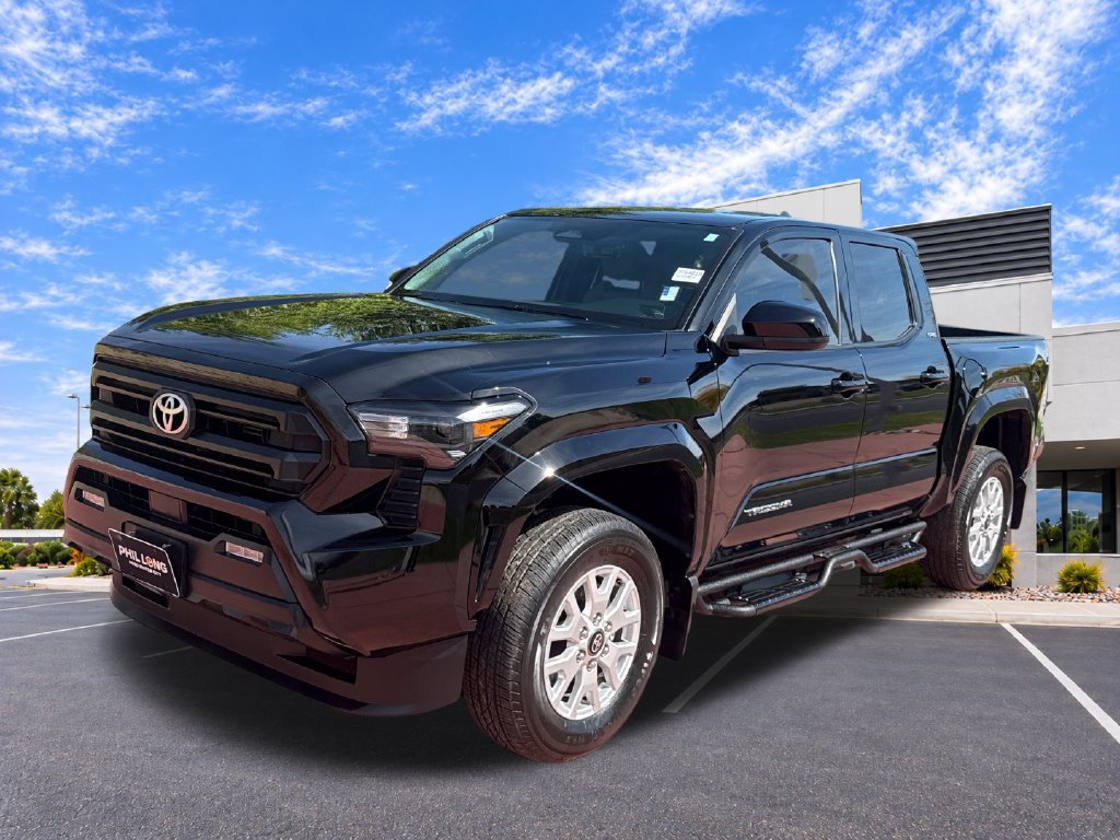 Used 2026 Toyota Tacoma SR5 AWD/4WD image 4