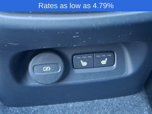 Certified 2023 Volvo XC40 B5 Plus w/ Driver Assist Package image 11