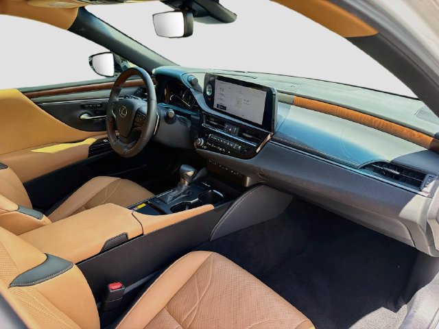 Used 2025 Lexus ES 350 w/ Technology Package FWD image 14