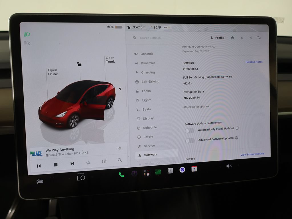 Used 2023 Tesla Model Y Long Range AWD/4WD image 39