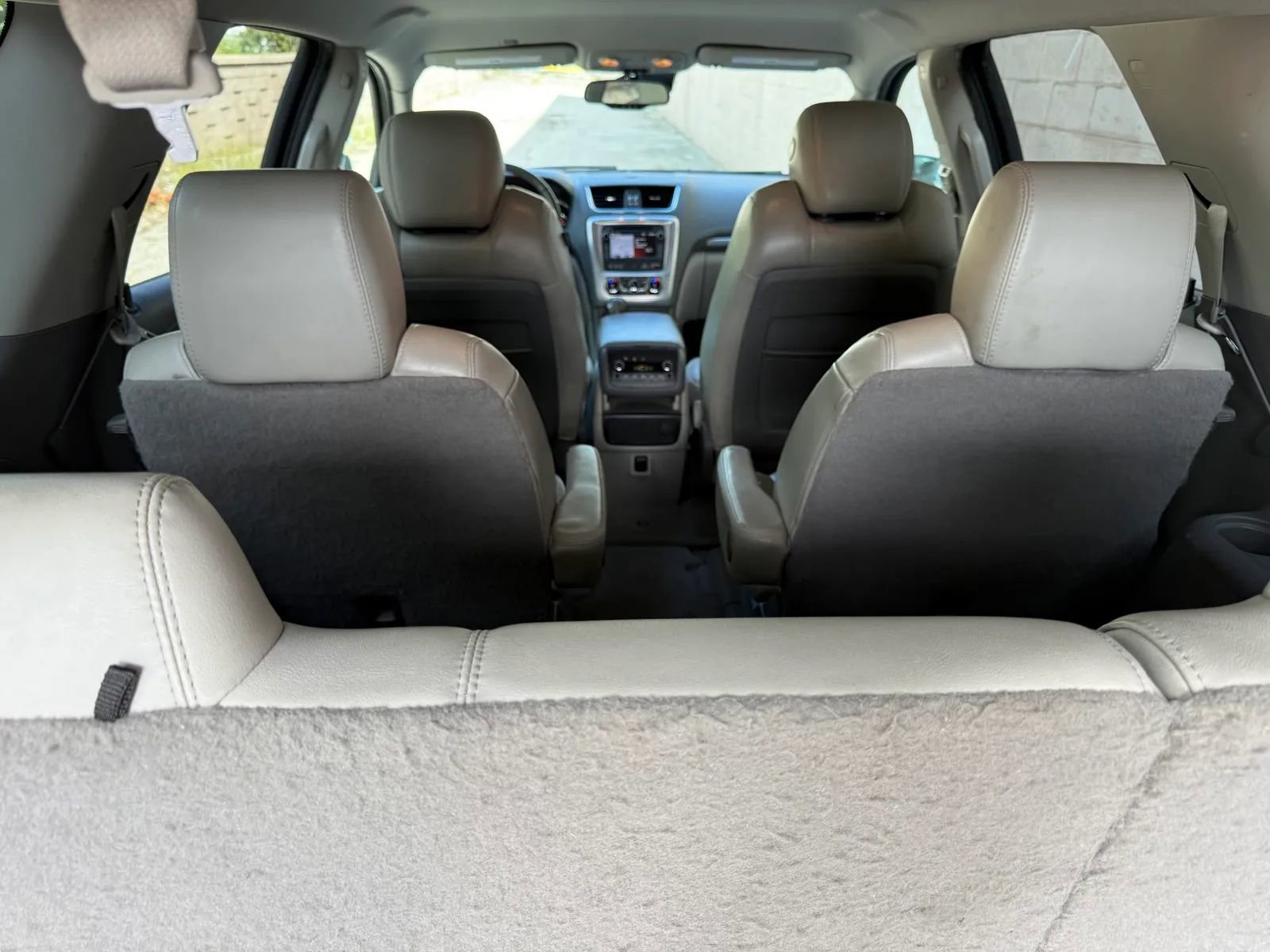 Used 2015 GMC Acadia SLT image 12