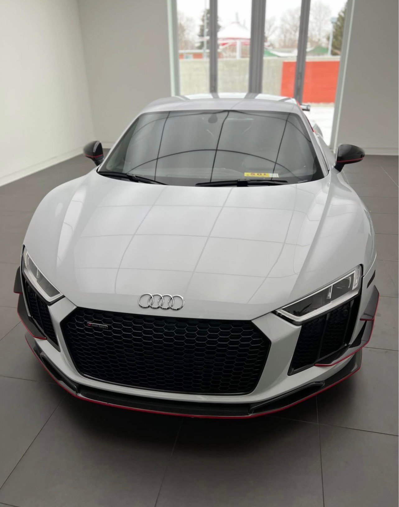 Used 2018 Audi R8 V10 plus w/ Full Leather Package image 12