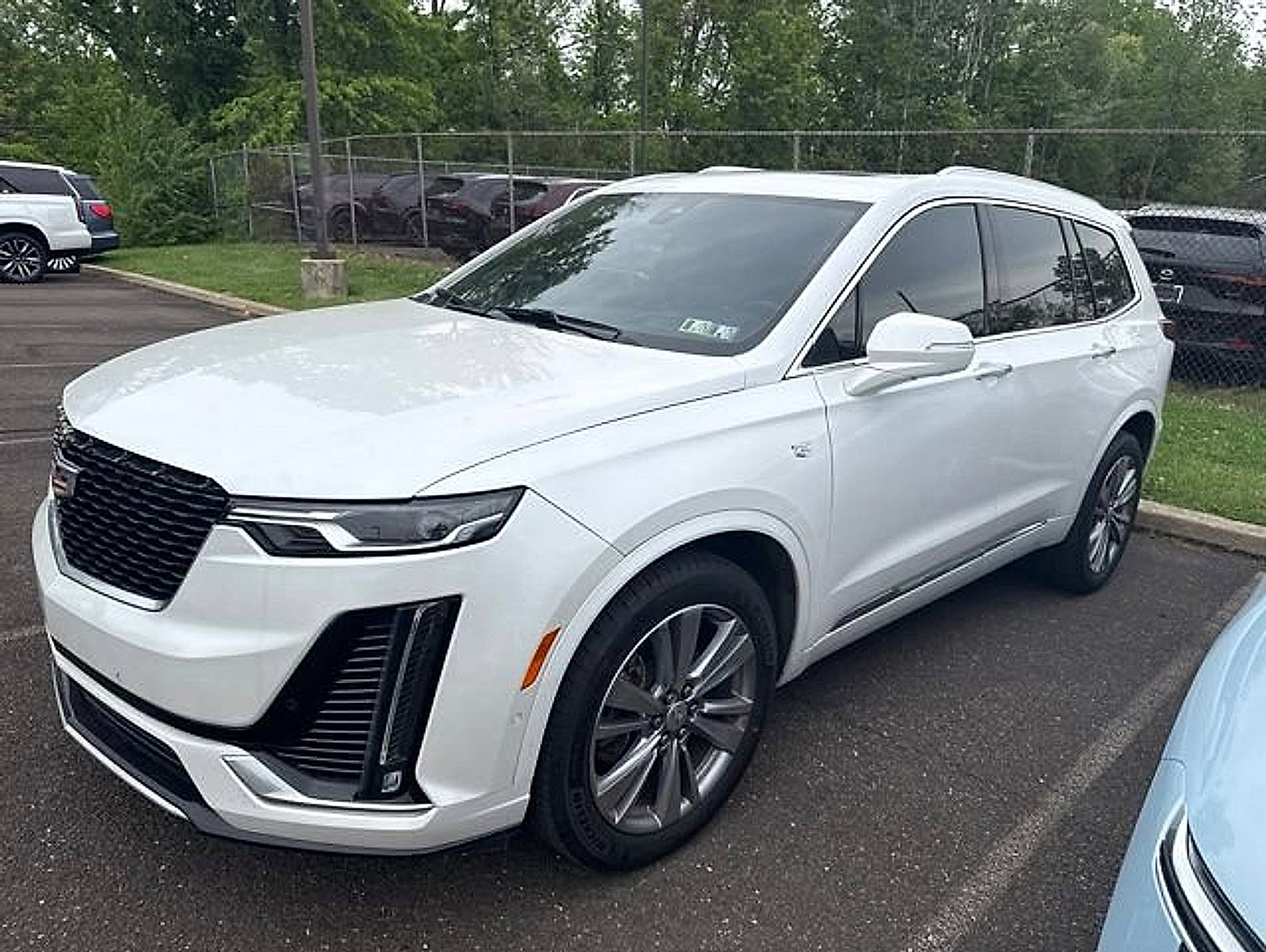 Certified 2023 Cadillac XT6 Premium Luxury w/ Technology Package AWD/4WD image 5