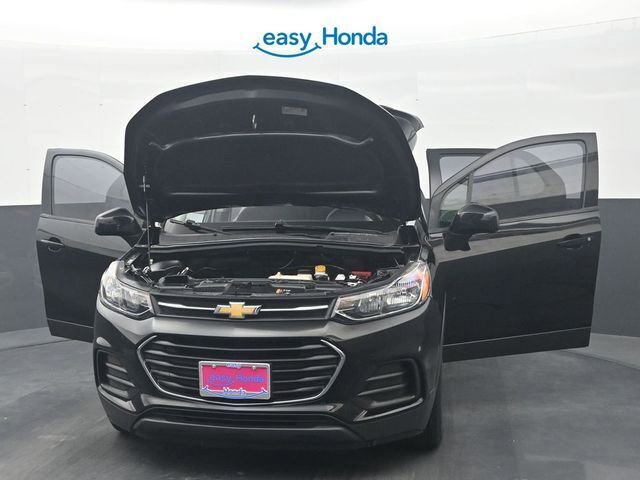 Used 2020 Chevrolet Trax LS image 35