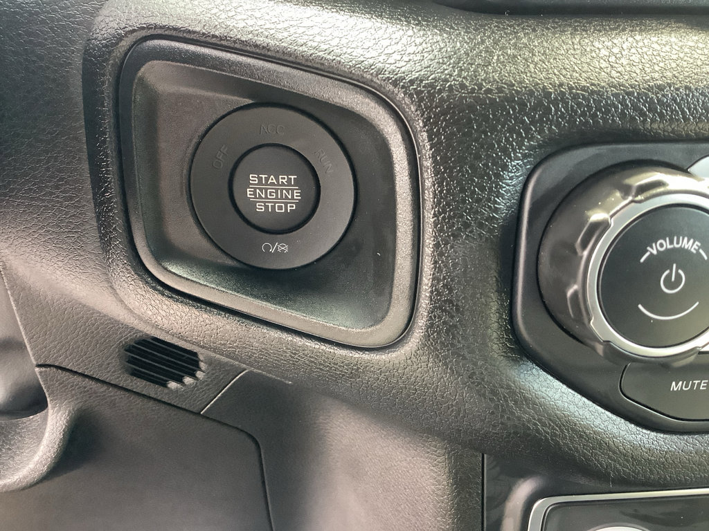 New 2026 Jeep Gladiator Sport AWD/4WD image 16