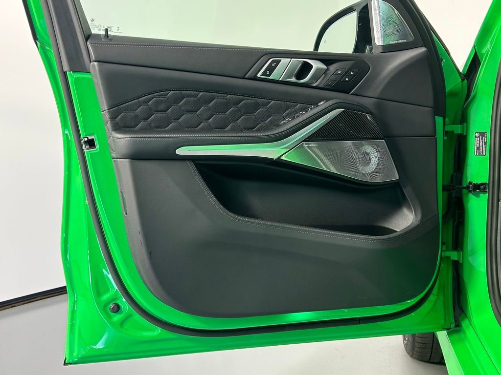 Used 2025 BMW X5 M Competition w/ Executive Package image 82