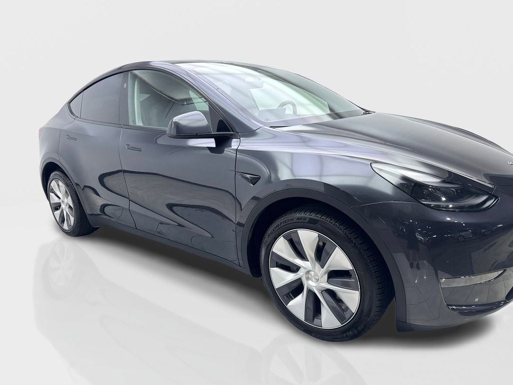 Used 2024 Tesla Model Y Long Range image 12