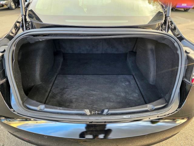 Used 2019 Tesla Model 3 Standard Range Plus image 36