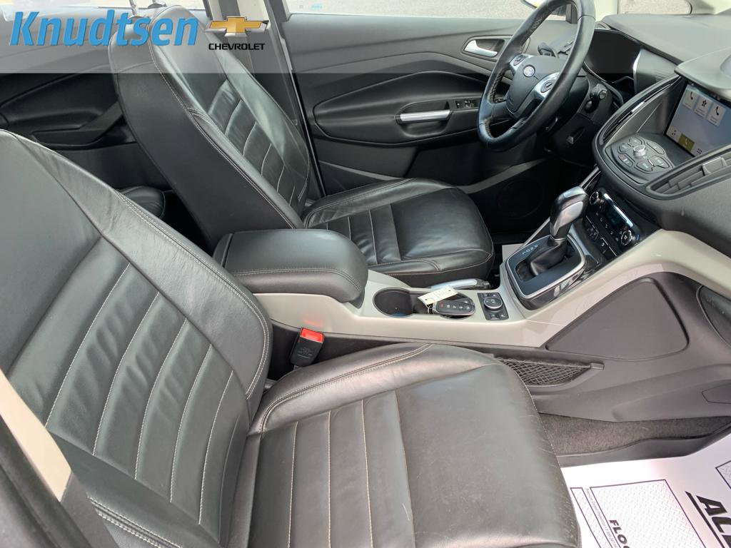 Used 2016 Ford C-MAX Energi SEL FWD image 11