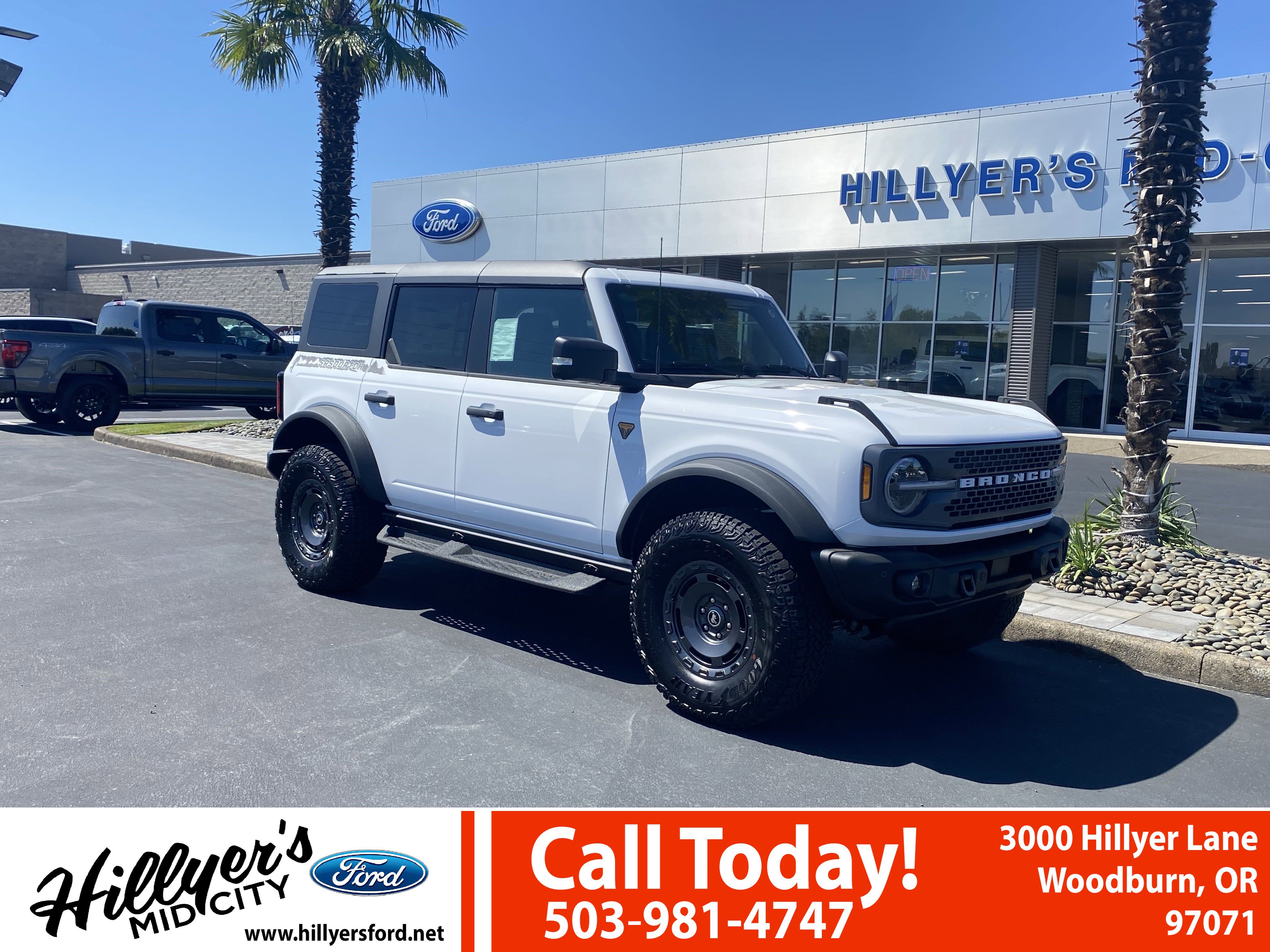 New 2025 Ford Bronco Badlands image 1