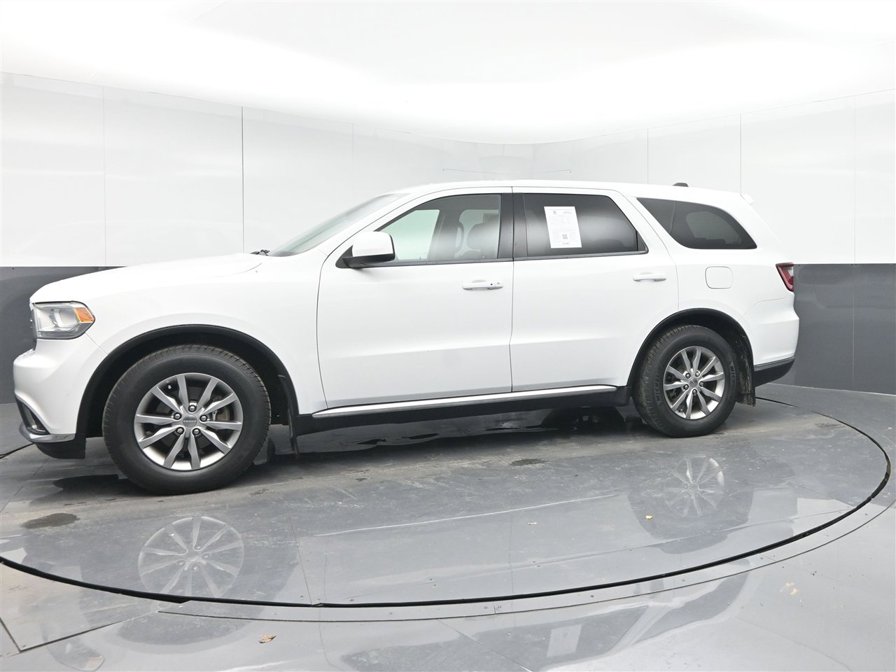 Used 2017 Dodge Durango SXT w/ 3rd Row Seating Group image 8