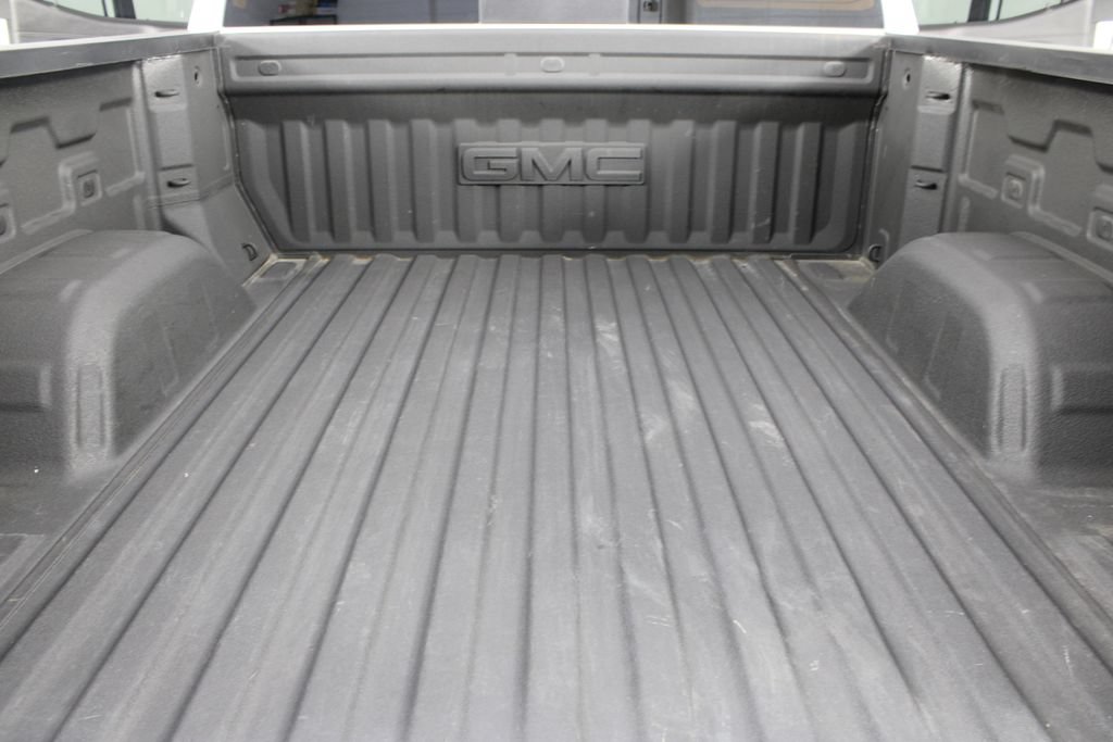 Used 2021 GMC Sierra 1500 SLT w/ SLT Premium Plus Package AWD/4WD image 21