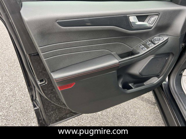 Used 2025 Ford Escape ST-Line image 10