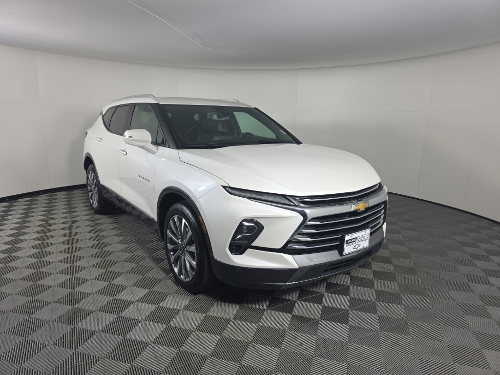 Used 2023 Chevrolet Blazer Premier image 7