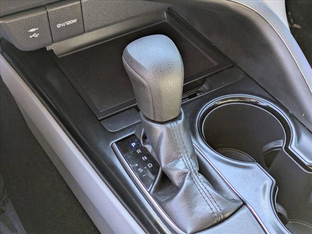 Used 2019 Toyota Camry LE image 21