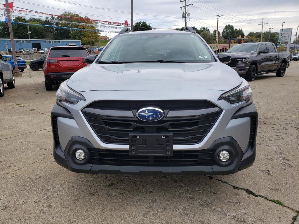Used 2023 Subaru Outback Premium AWD/4WD image 9