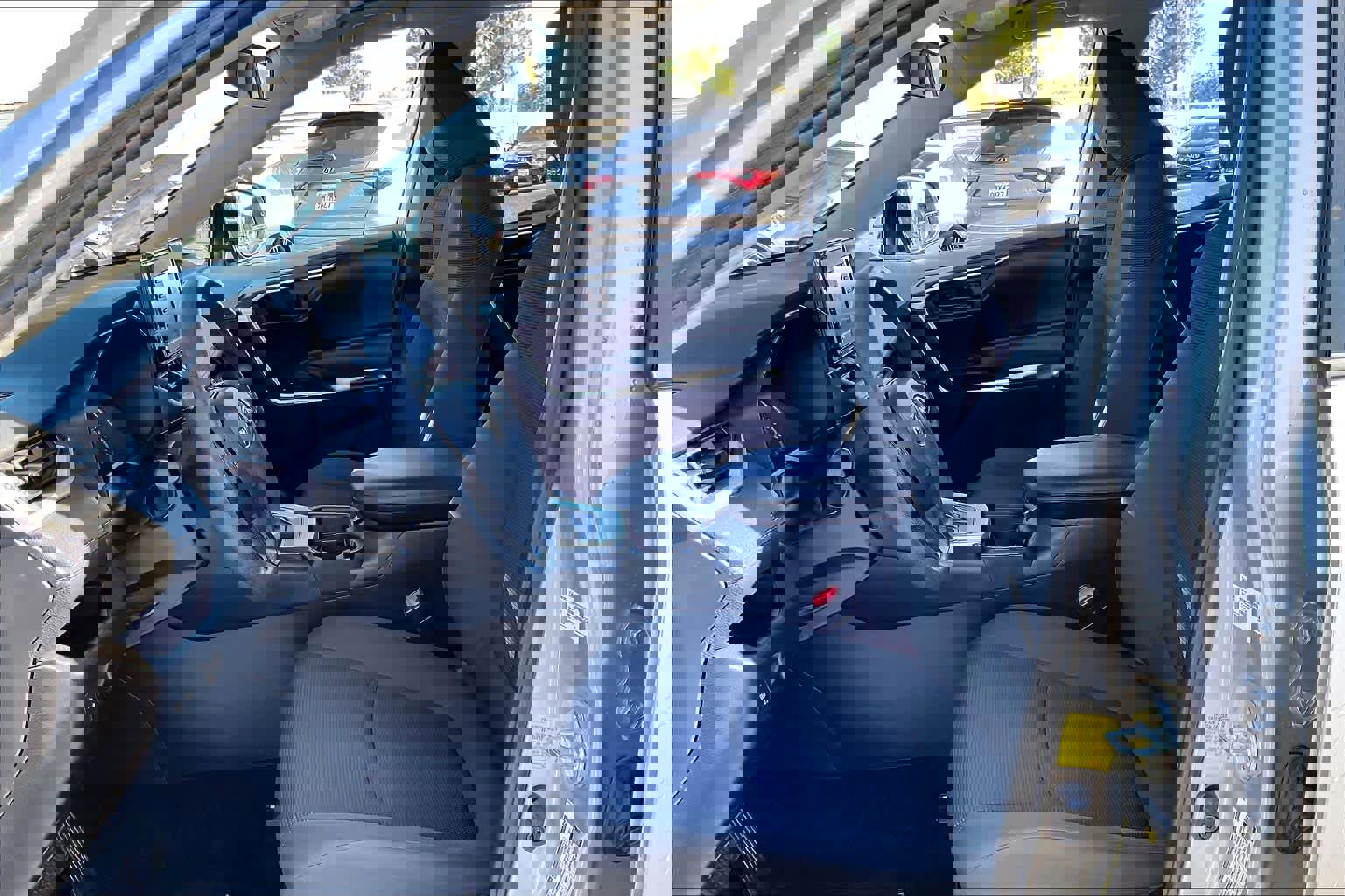 Used 2019 Toyota RAV4 LE w/ Carpet Mat Package image 25