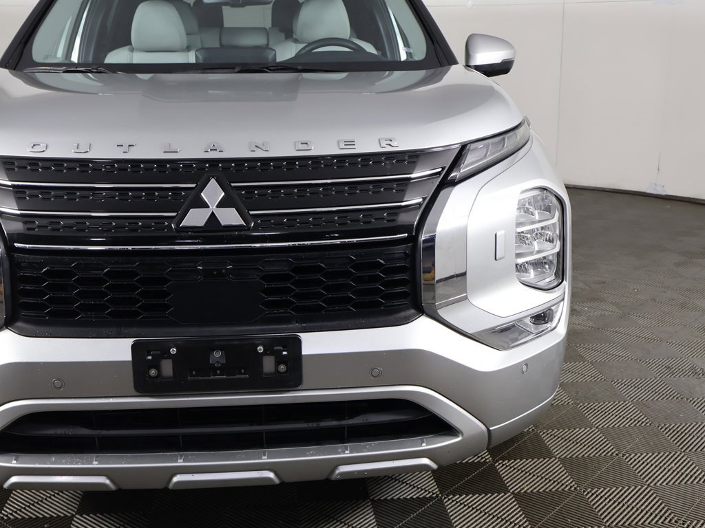 Used 2023 Mitsubishi Outlander SEL image 16