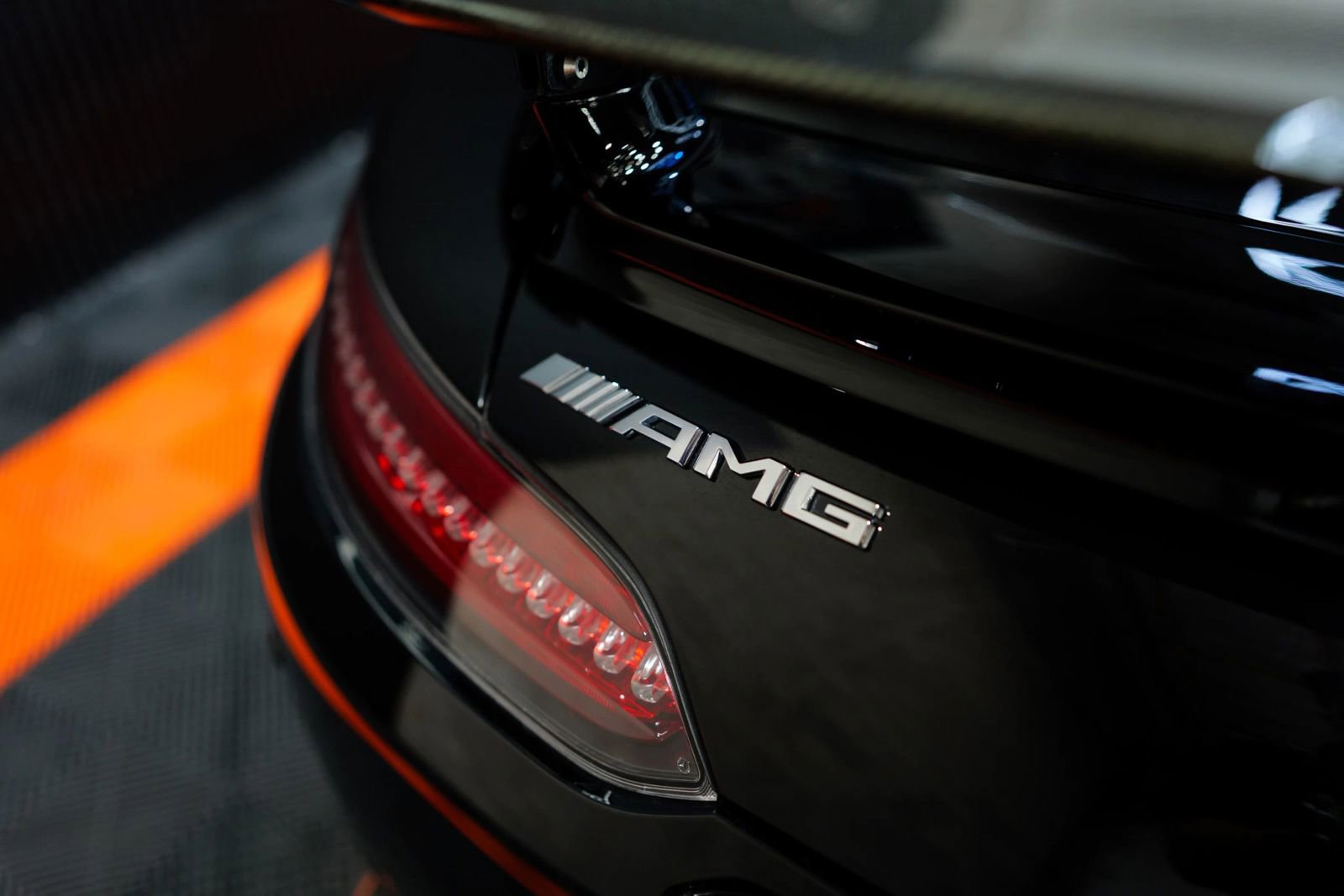 Used 2018 Mercedes-Benz AMG GT R image 23