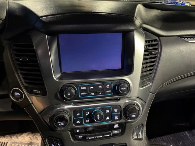 Used 2019 Chevrolet Suburban LT image 5