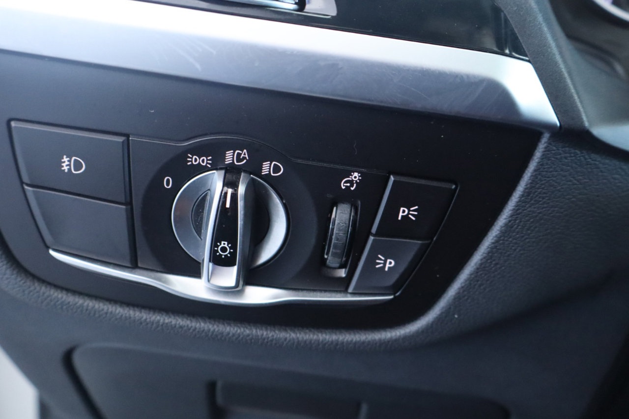 Used 2018 BMW X3 M40i w/ Premium Package image 27