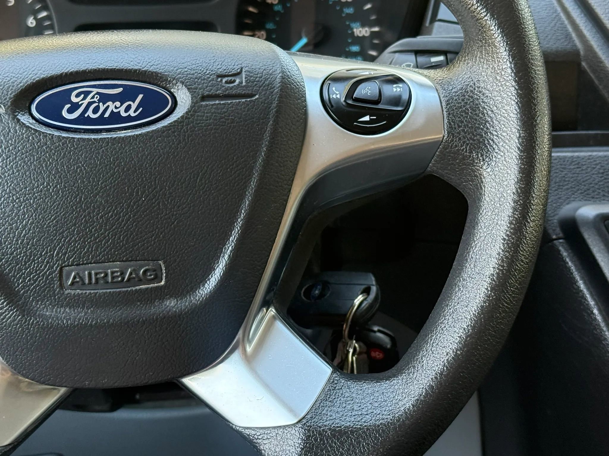 Used 2019 Ford Transit 150 130 Low Roof RWD image 15