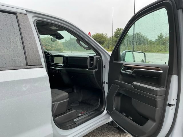 Used 2024 Chevrolet Silverado 1500 LT w/ All Star Edition Plus AWD/4WD image 12