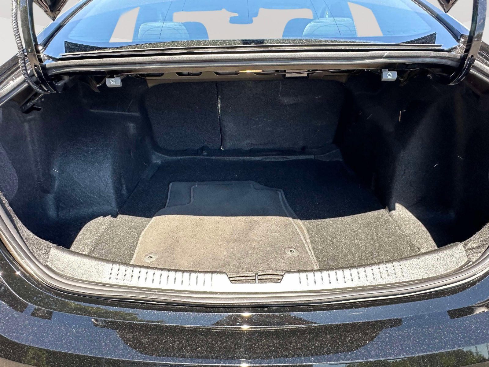 Used 2025 Chevrolet Malibu LT FWD image 32