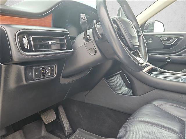 Used 2020 Lincoln Aviator Reserve w/ Elements Package Plus image 10