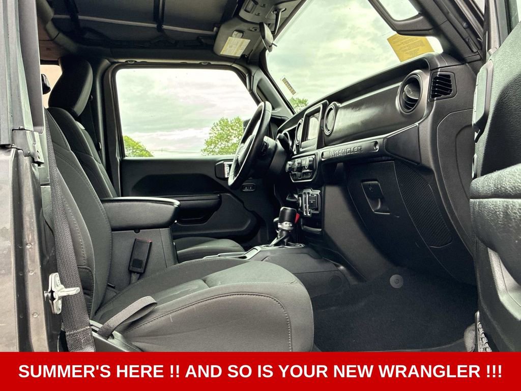 Used 2022 Jeep Wrangler Sport AWD/4WD image 10