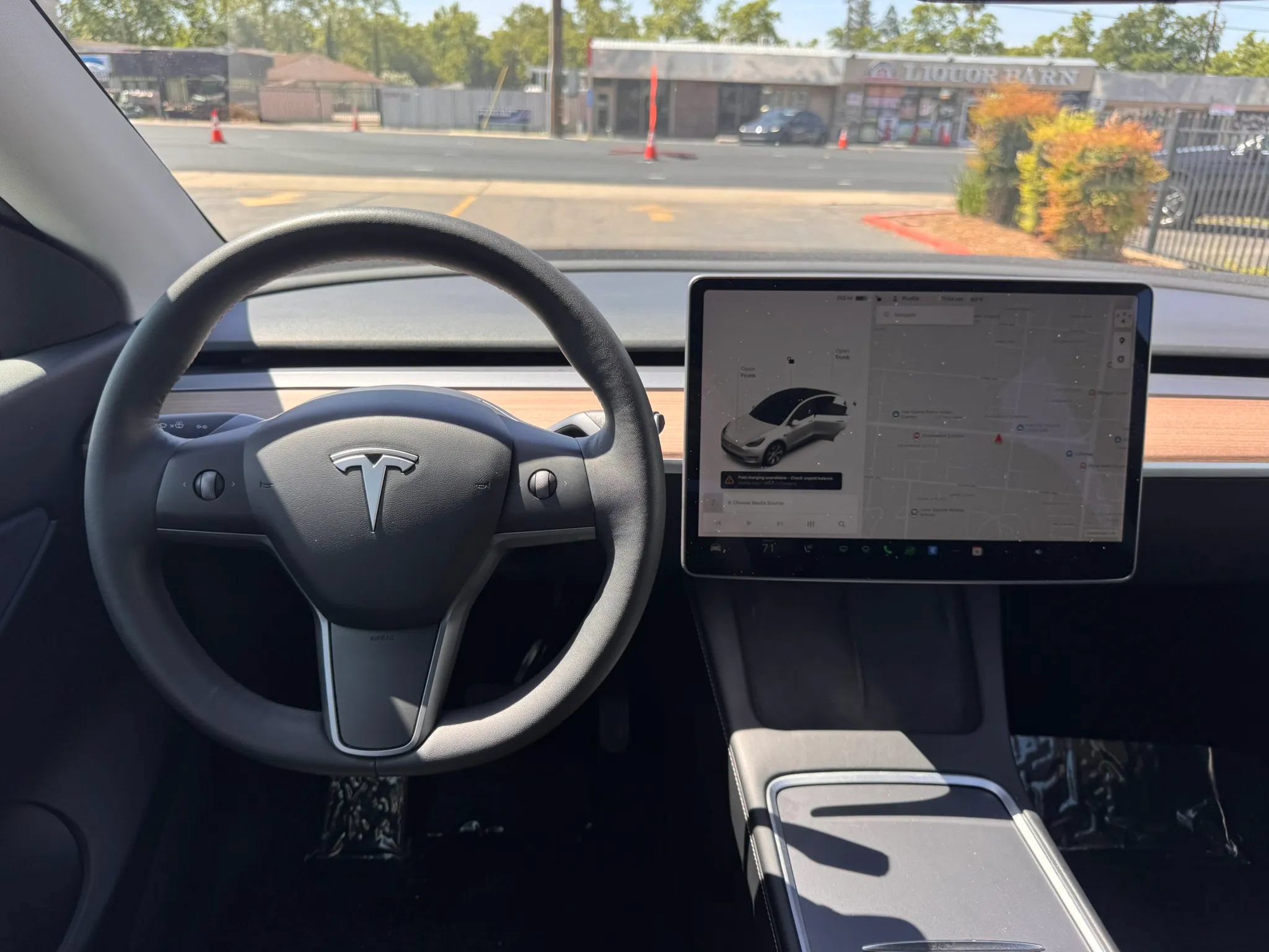 Used 2021 Tesla Model Y Long Range AWD/4WD image 22