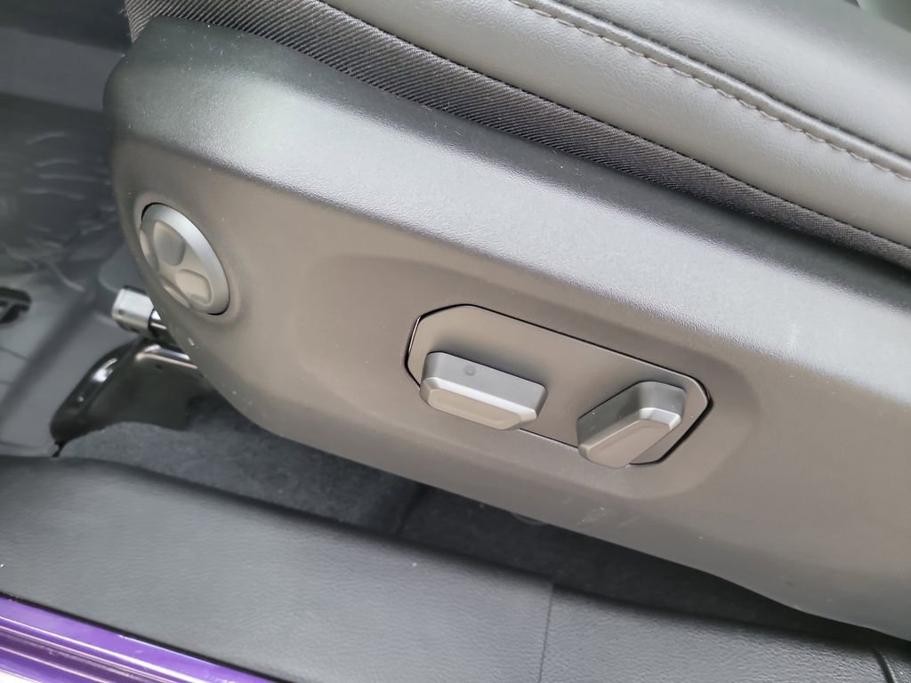 New 2026 Jeep Wrangler Rubicon w/ Xtreme 35 Tire Package image 18