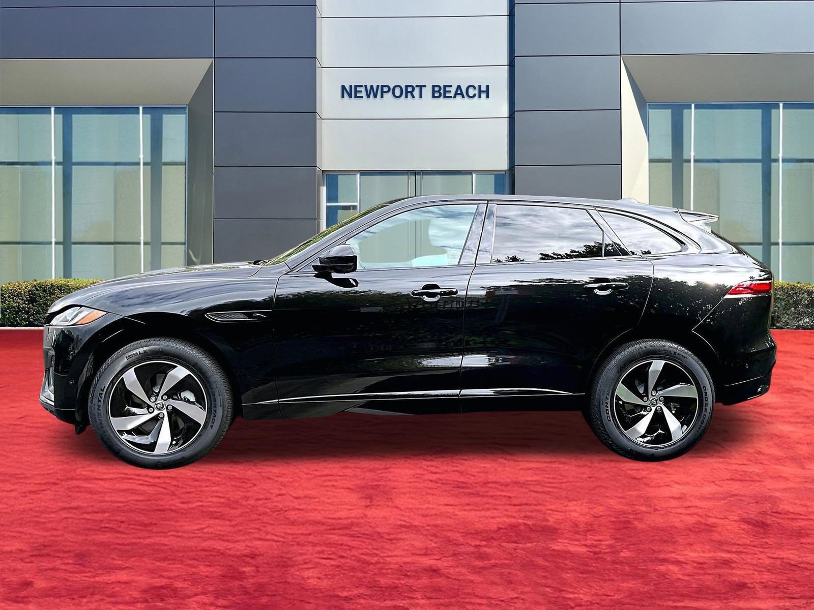 New 2025 Jaguar F-PACE R-Dynamic S image 2