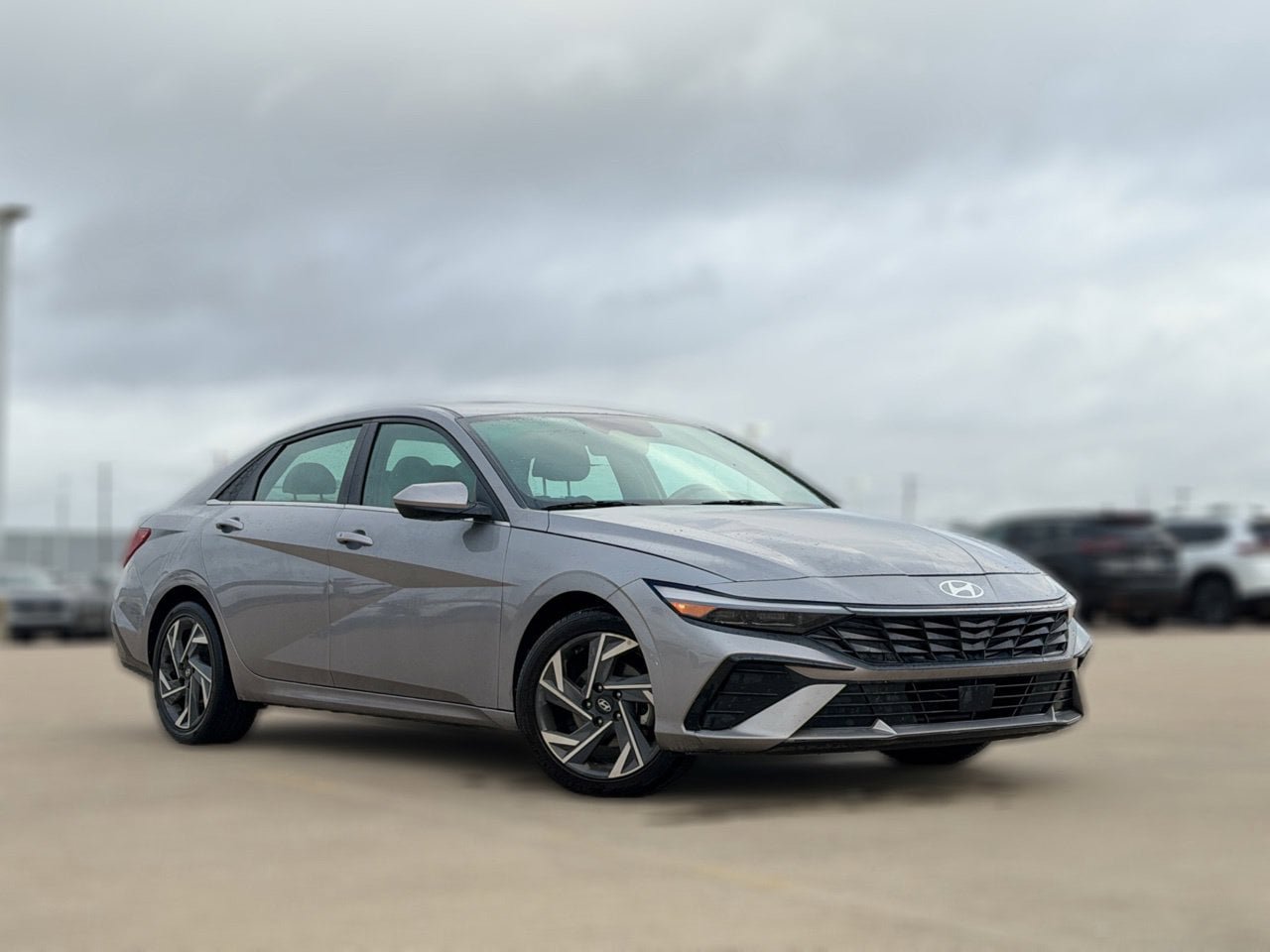 Used 2025 Hyundai Elantra SEL FWD image 9