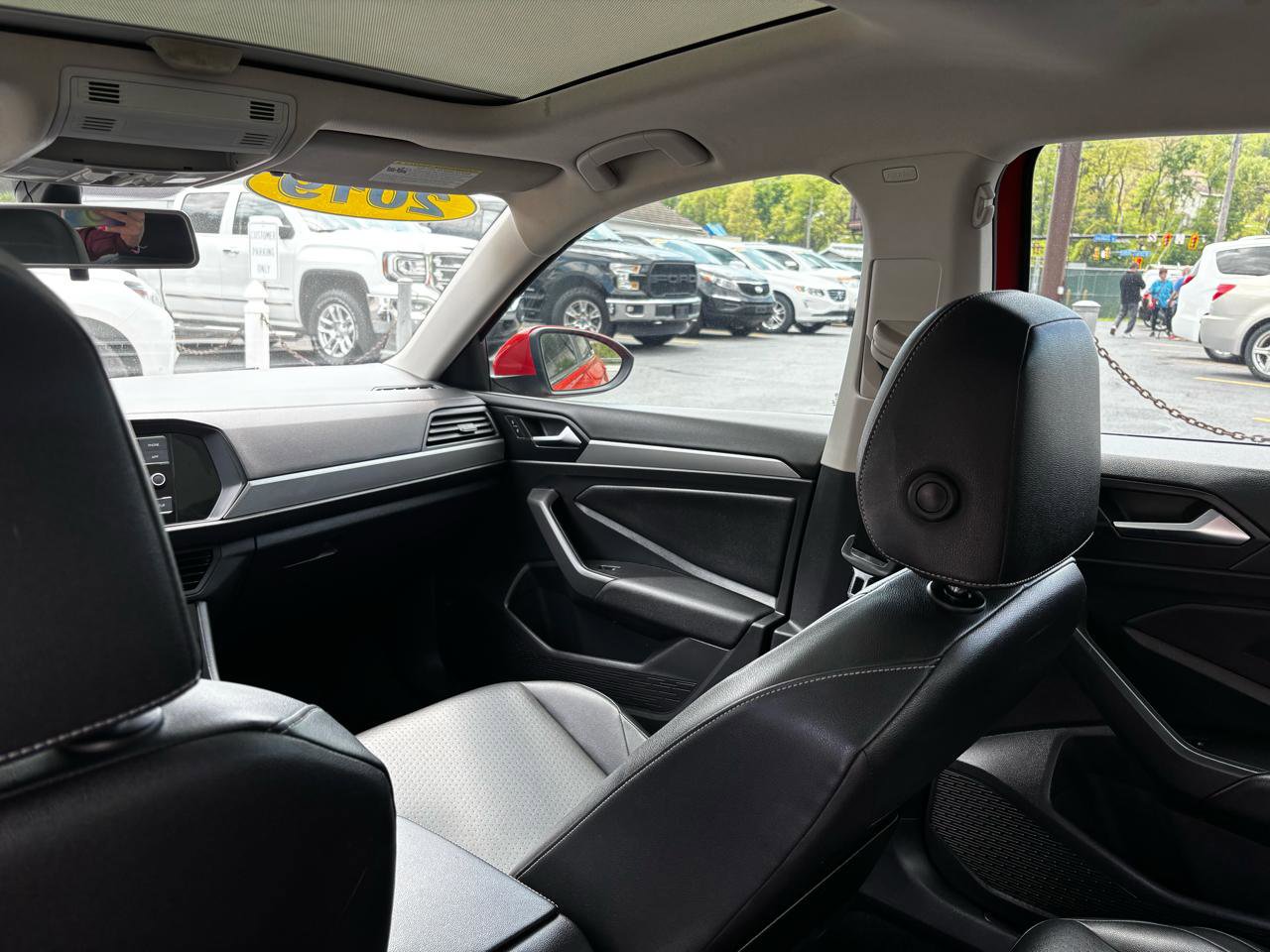 Used 2019 Volkswagen Jetta SE FWD image 23